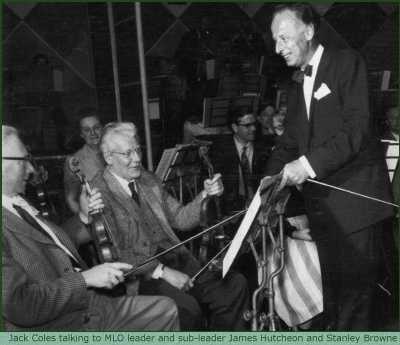 Jack Coles talking to MLO leader and sub-leader James Hutcheon and Stanley Browne